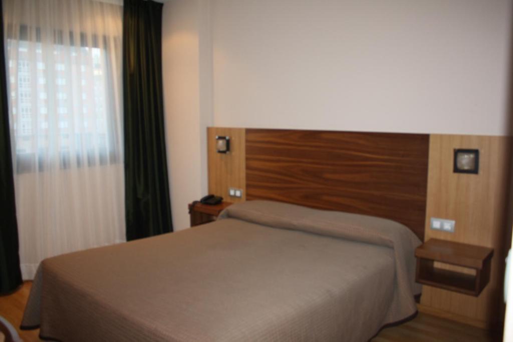 Hotel Mar De Plata Саррия Стая снимка